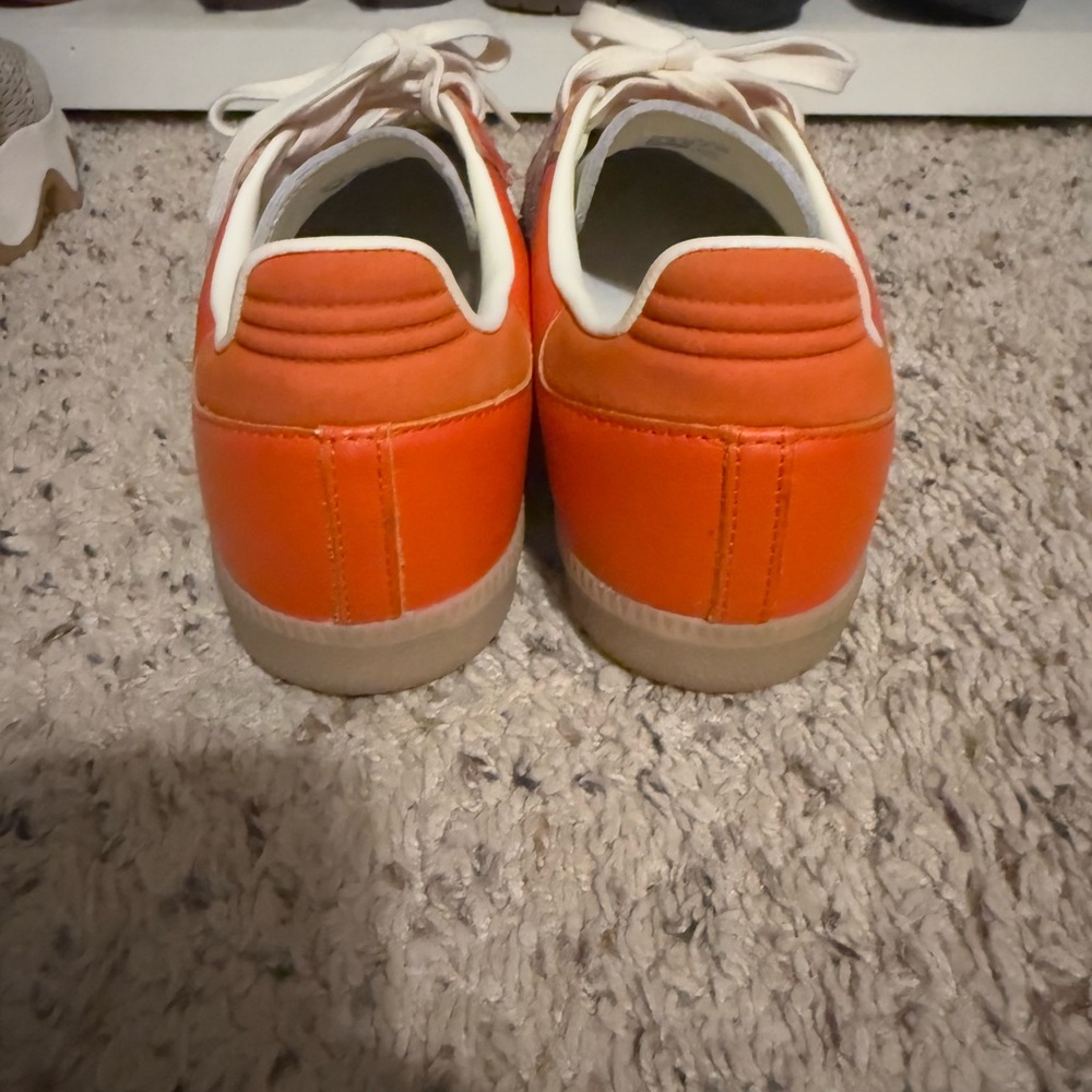 Orange Sambas Original og 9.5 Worn Twice - Picture 5 of 6